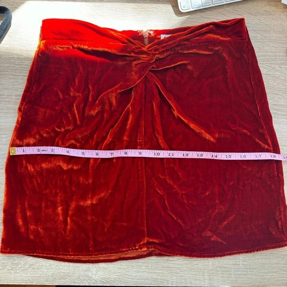 Reformation Harri Velvet Mini Skirt Silk Blend in Red Orange - Picture 12 of 15